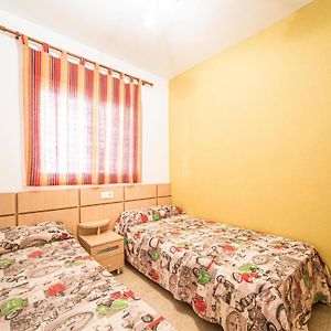 2 Bedroom Pet Friendly Apartment In Oropesa Oropesa del Mar Exterior photo
