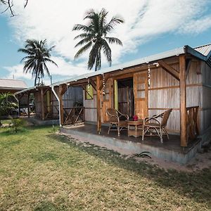 Hotel Gravier Beach House Exterior photo