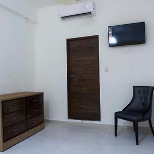 Room In Condo - Malecon Cozy - Premium Plus 12 Santo Domingo Exterior photo