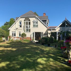 Heatherdene House Bed and Breakfast Wimborne Minster Exterior photo