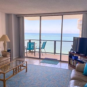 Oceanfront Condo With Balcony And Stunning Views! Clearwater Beach Exterior photo