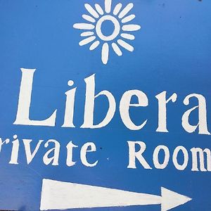 Libera Private Rooms Parga Exterior photo