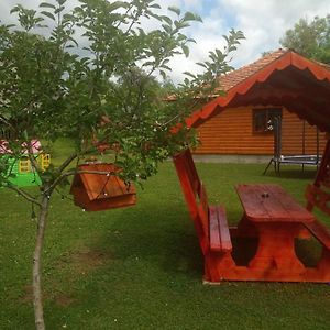 Kotej " Zatyszny Vidpochinok " Villa Huklyvyy Exterior photo