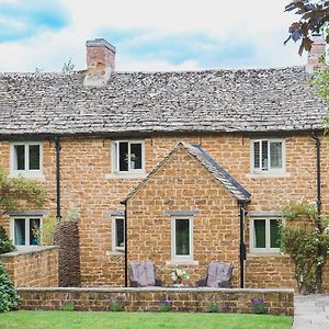 Climbing Rose Cottage - Dog Friendly - Peaceful Cotswold Cottage Adlestrop Exterior photo