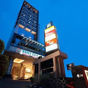 Grand Asia Hotel Yakarta Exterior photo