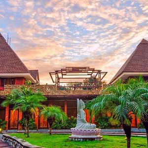 Shrigo Pyramid Home Divine - A Wellness Resort Dehradun Exterior photo