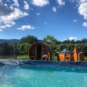 Pensiunea Valea Susitei, Ciubar, Sauna, Atv, Safari, Offroad Jeep, Ghid Turistic Climbing, Rafting, Safari, Paragliding Villa Alexeni Exterior photo