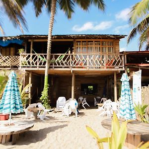 Puerto Manglar Hostel Guachaca Exterior photo