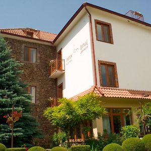 Hotel Mirhav Goris Exterior photo