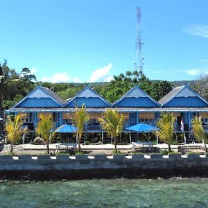 Moyo Island Resort Exterior photo