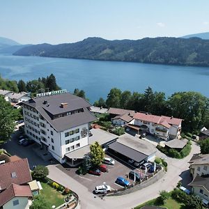 Hotel Bellevue Seeboden Exterior photo