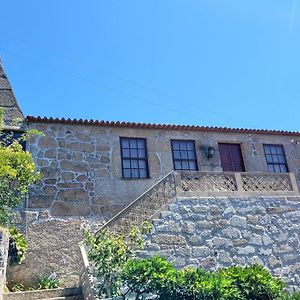 Casa Dos Strecht's Hostal Castelo de Paiva Exterior photo