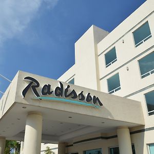Radisson Poliforum Plaza Hotel León Exterior photo