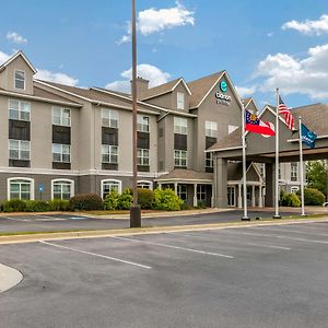 Hotel Clarion Pointe Columbus-Bradley Park Exterior photo