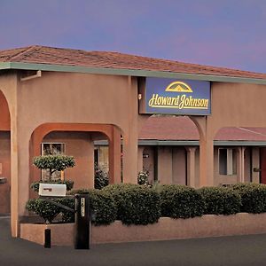 Hotel Howard Johnson By Wyndham Modesto Ceres Exterior photo