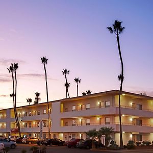 Hotel Super 8 By Wyndham Santa Barbara/Goleta Exterior photo