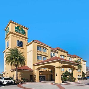 Hotel La Quinta By Wyndham Houston Iah Bush Intl Airport E Humble Exterior photo