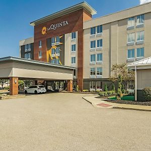 Hotel La Quinta By Wyndham Cleveland Airport West North Olmsted Exterior photo