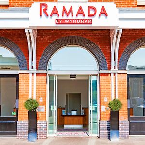 Hotel Ramada By Wyndham Belfast Exterior photo