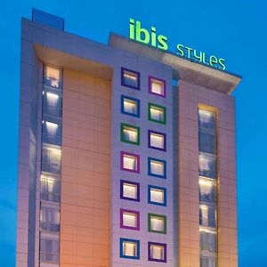 Hotel Ibis Styles Solo Exterior photo