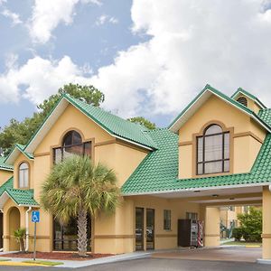 Hotel Howard Johnson By Wyndham Dothan Exterior photo