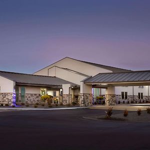 Baymont Inn & Suites Shawnee Exterior photo