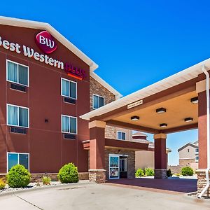 Best Western Plus Carousel Inn & Suites Burlington Exterior photo