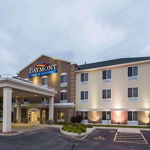 Hotel Baymont By Wyndham Waterford/Burlington Wi Exterior photo