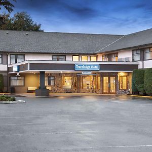 Travelodge Hotel By Wyndham Chilliwack Exterior photo