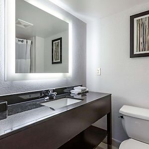 Comfort Inn & Suites Grand Blanc Exterior photo