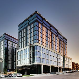 Hotel Hyatt Place Iowa City Downtown Exterior photo