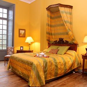 Chateau De Montriou Bed and Breakfast Feneu Room photo