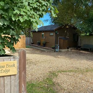 Cosy Dog Friendly Lodge With An Outdoor Bath On The Isle Of Wight Whitwell  Exterior photo