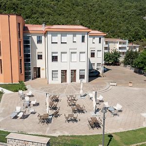 Hotel Dei Tacchi Osini Exterior photo