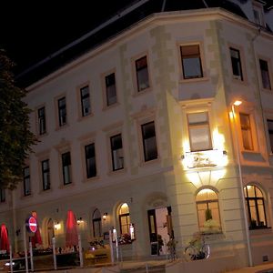 Hotel Traditionsgasthaus Goldener Loewe Riesa Restaurant & Pension Exterior photo