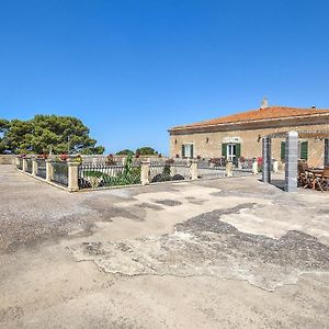 Gorgeous Home In Ragusa With Kitchen Exterior photo