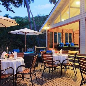 Sau Bay Resort & Spa Waiyevo Exterior photo