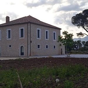 Tenuta Mea Bed and Breakfast Teggiano Exterior photo