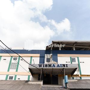 Hotel Wisma Aini Syariah Mitra Reddoorz Bandar Lampung Exterior photo