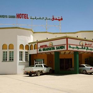 OYO 142 Al Sharqiya Sands Hotel Ibrā Exterior photo