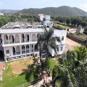 Hotel Ananta Palace Sawai Madhopur Exterior photo