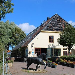 Hotel De Oude Smidse Westernieland Exterior photo