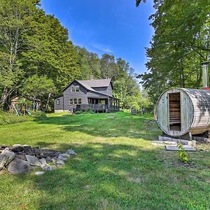 Lush, Charming 1800S Farmhouse On Secluded Oasis! Villa Livingston Manor Exterior photo