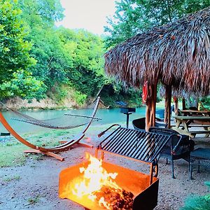 Son'S River Ranch Glamping Cabin #1 Rare Find! Glamping On The Gorgeous San Marcos River! Kingsbury Exterior photo