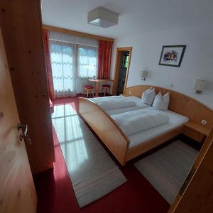 Haus Theresia Alpbach Bed and Breakfast Exterior photo