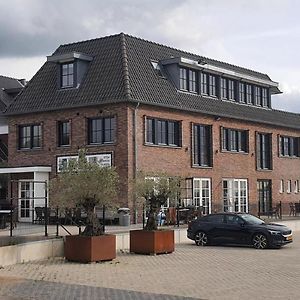 Hotel Sientjes Herberg Kerkdriel Exterior photo