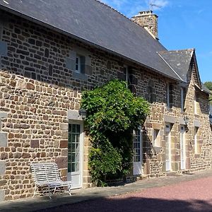 « Le Petit Verger » Bed and Breakfast Hambye Exterior photo