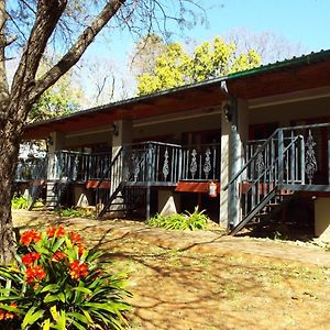 Aloes Country Inn Waterval Boven Exterior photo