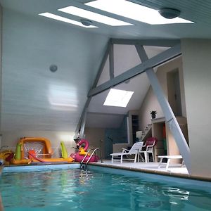 2 chambres dans maison de campagne avec piscine intérieure Lagery Exterior photo