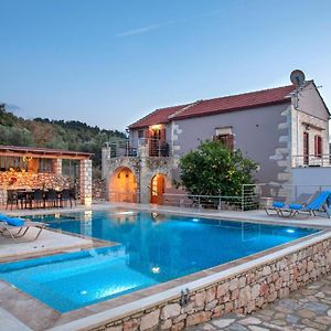 Cretan Lux Villa Heated Pool Gavalochori Exterior photo